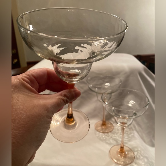 Set of 4 Pink Stemmed Bottom Margarita Glasses. Gorgeous - Picture 7 of 10